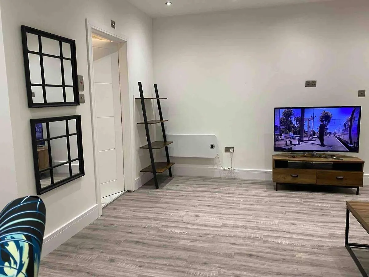 Bright & Cosy Retreat In Swansea Apartment 0*,  United Kingdom
